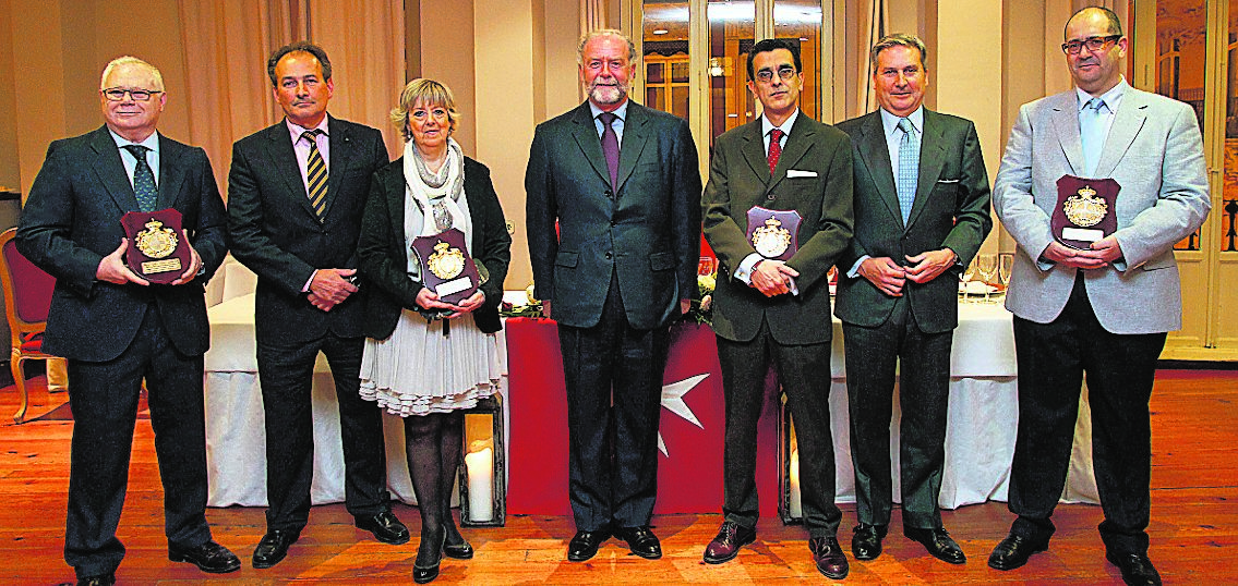 De izquierda a derecha, José Vicente Aznar, José Luis Aguirre, Amparo Montemayor,  Jaime Churruca, Pablo Salazar, Pedro Méndez-Vigo y Paco Moreno. / Irene Marsilla