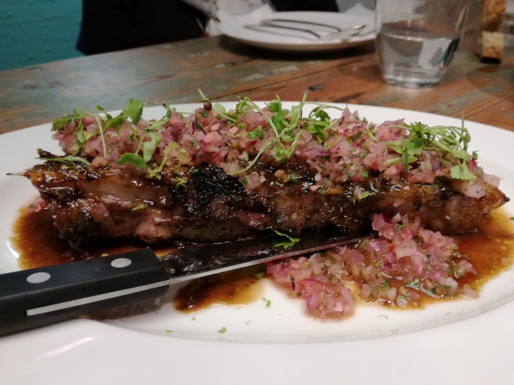Su chuletón de atún. Sin tonterías :-)