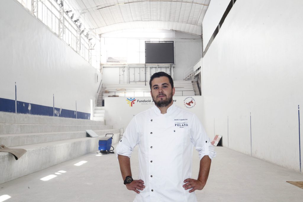 Comunitat Valenciana. Valencia. Valencia. 18-09-2017. Pablo Margos, cocinero del nuevo restaurante del Trinquet de Pelayo. Fotografia: Irene Marsilla