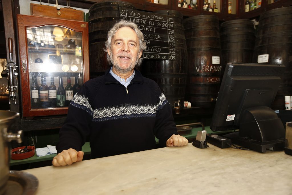 Comunidad Valenciana Valencia 08/01/2015 Emiliano Garcia, dueño y cocinero de Casa Montaña.