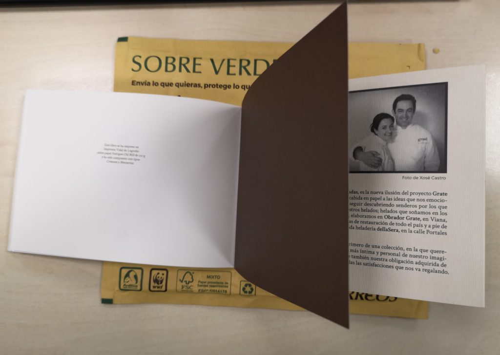 Detalle del libro 'El Texto helado', que incluye uan imagen de Xoal. 