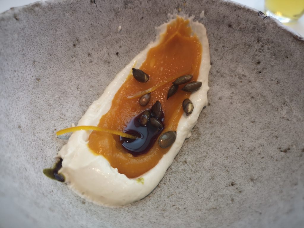 Almendra, calabaza, naranja. Riff